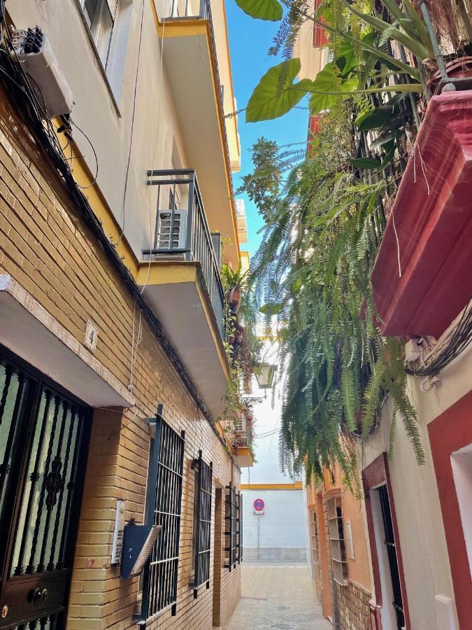 Апартаменты Barrio De Santa Cruz, La Juderia. Zona Inmejorable Севилья Экстерьер фото